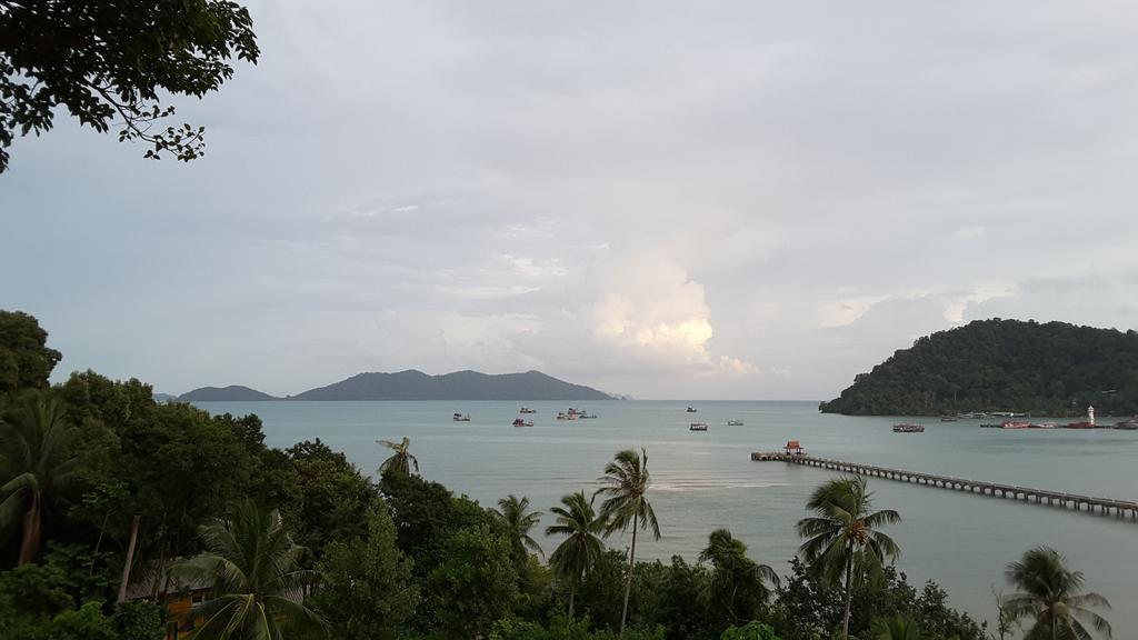 Bee Sleep Hostel Koh Chang Klong Prao Beach Exterior foto